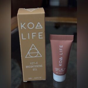 KOA Life Brightening Face Oil & Eye Treatment, never opened or used!